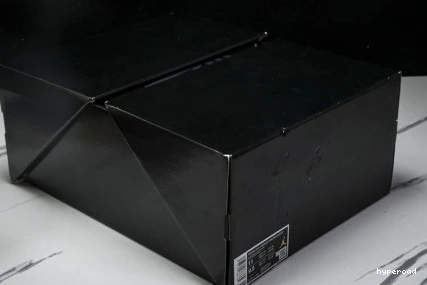 Hyperoad 3 AIR X JORDAN “BLACK” MANIERE A MA 0706